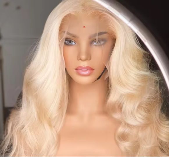 613 Blonde Wig Long Body Wave  - đánh giá và giá 613 Blonde Body Wave Lace Front Wig